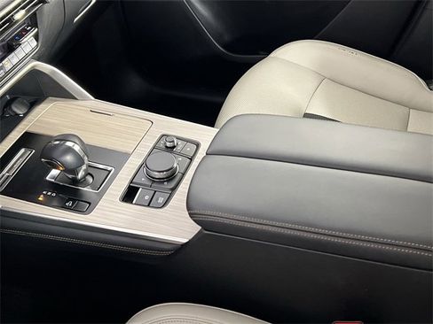 Certified 2024 MAZDA CX-90 3.3 Turbo w/ Preferred Plus image 21