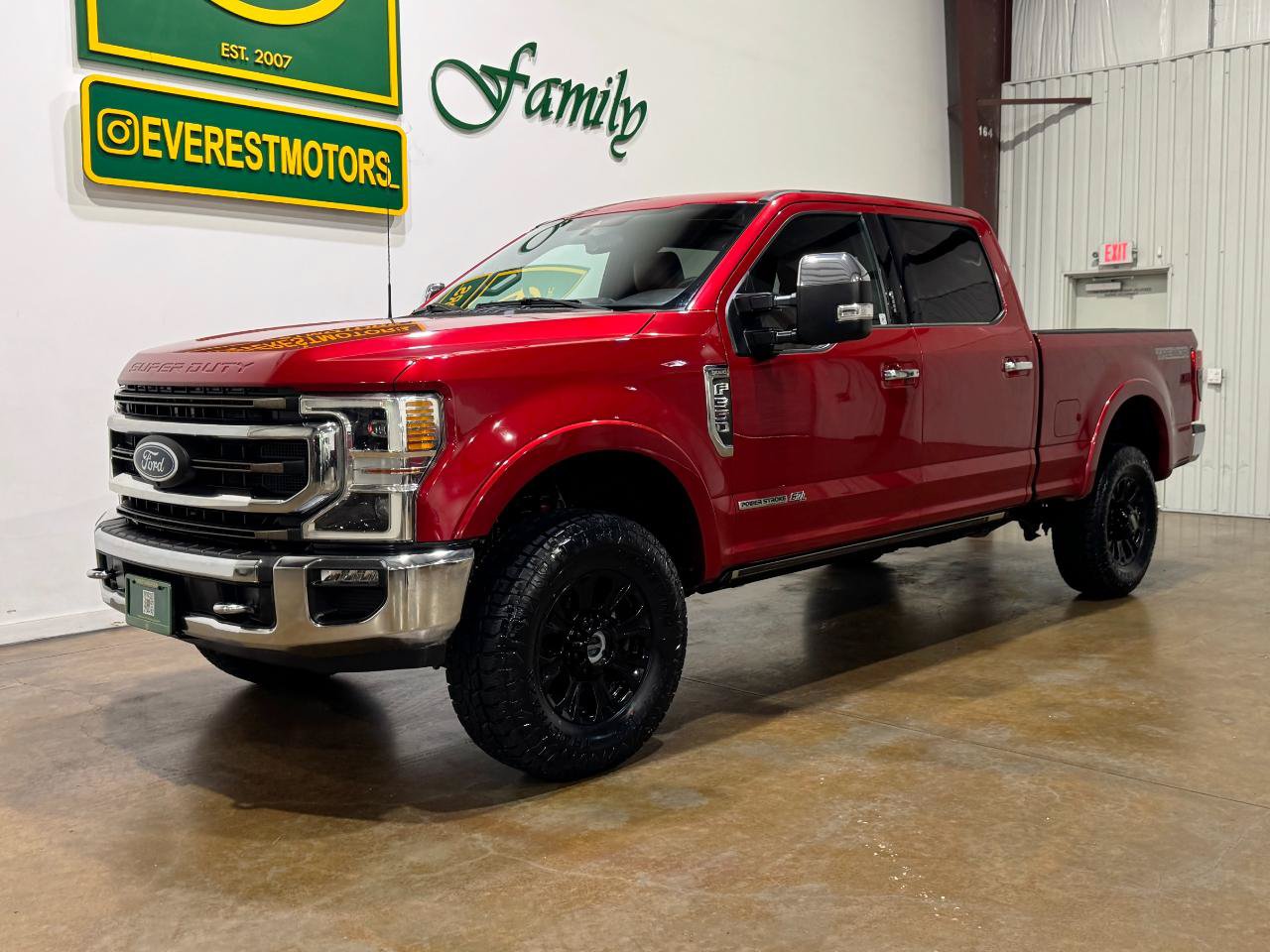 Used 2022 Ford F350 King Ranch w/ Tremor Off-Road Package AWD/4WD image 3