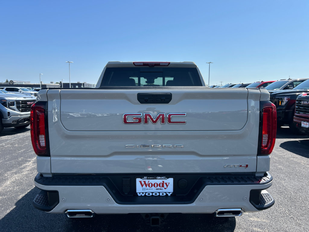 New 2026 GMC Sierra 1500 AT4 w/ AT4 Premium Package AWD/4WD image 8