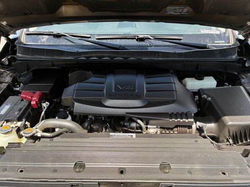 Used 2023 Nissan Titan SV AWD/4WD image 30