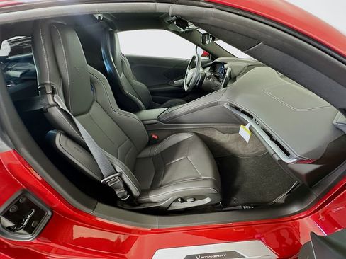 Used 2025 Chevrolet Corvette Stingray Coupe w/ 1LT image 23