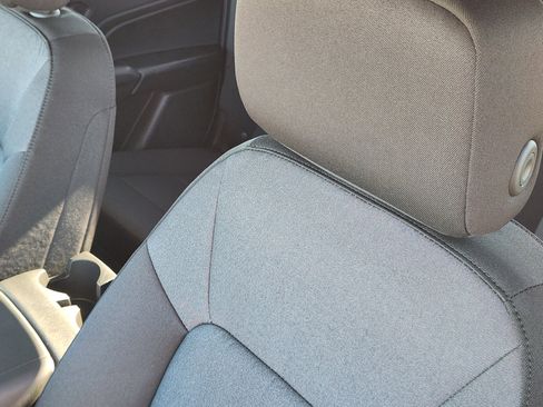 New 2026 Chevrolet Colorado W/T image 16