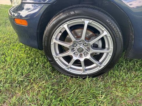 Used 2002 MAZDA MX-5 Miata RWD image 7