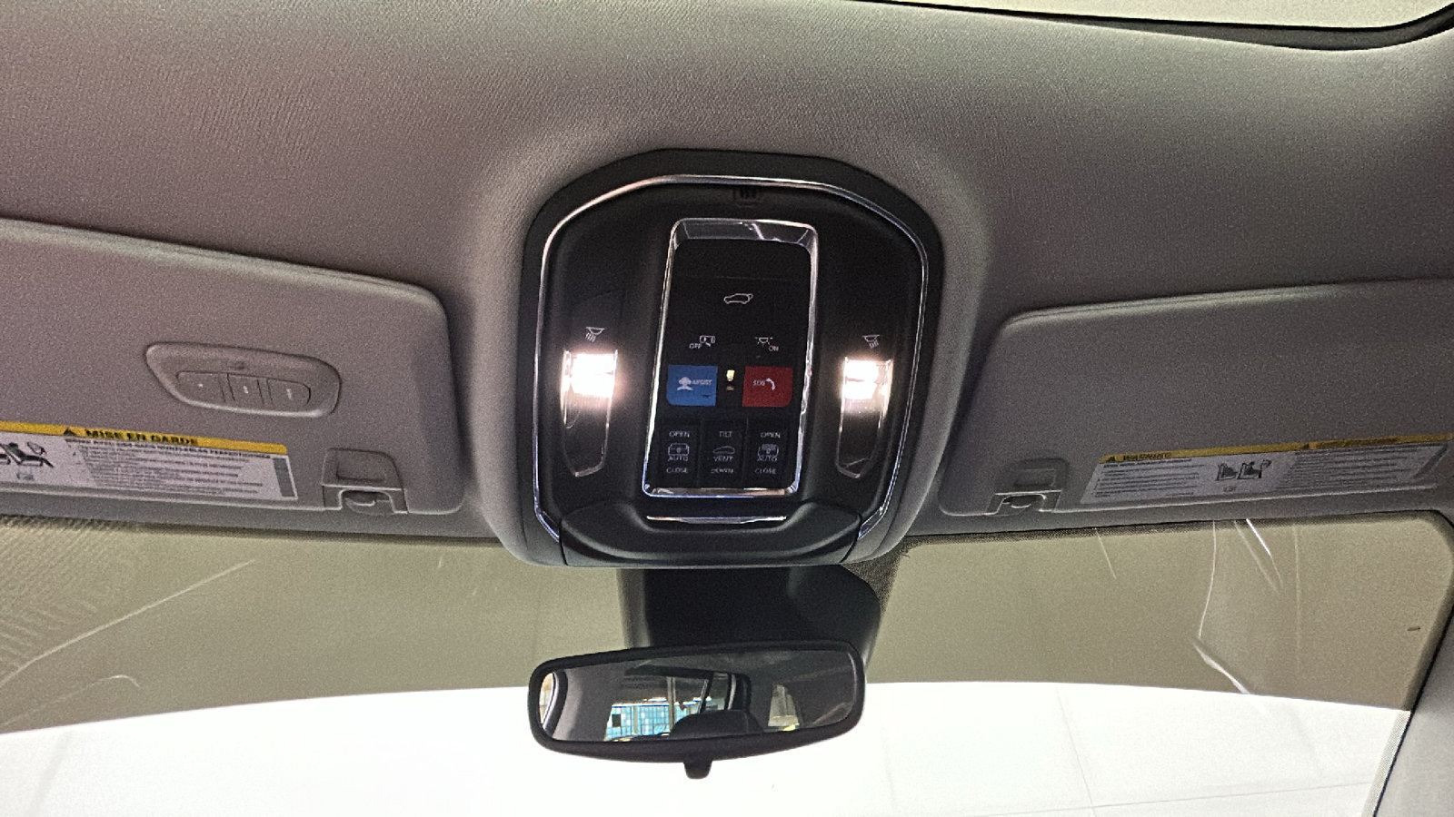 Used 2024 Jeep Grand Cherokee Limited 4xe AWD/4WD image 31
