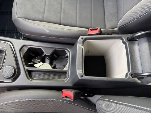 Certified 2023 Volkswagen Taos SE image 25