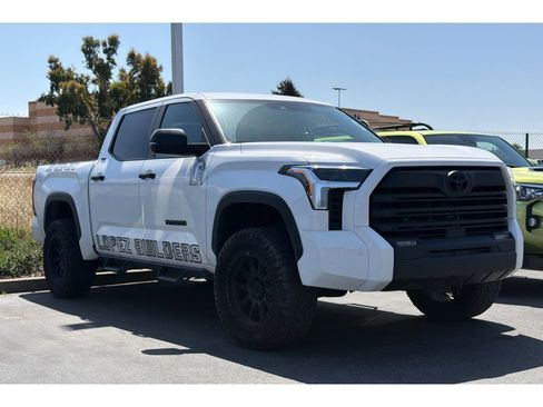 Used 2024 Toyota Tundra SR5 w/ SR5 Convenience Package AWD/4WD image 2