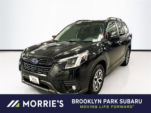 Certified 2023 Subaru Forester Premium image 1