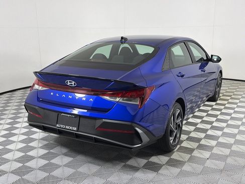 Used 2025 Hyundai Elantra Sport FWD image 5