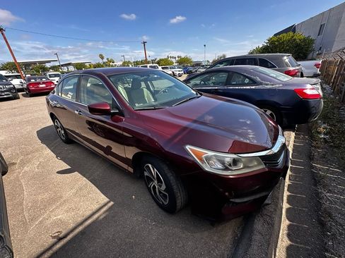 Used 2016 Honda Accord LX image 10