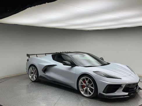 Used 2020 Chevrolet Corvette Stingray Premium Cpe w/ 3LT Preferred Equipment Group RWD image 8