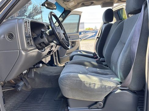 Used 2003 Chevrolet Silverado 2500 LS w/ Skid Plate Package AWD/4WD image 23