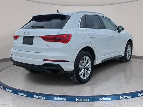 Used 2025 Audi Q3 2.0T Premium w/ Convenience Package image 6