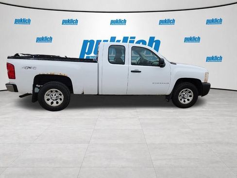 Used 2009 Chevrolet Silverado 1500 W/T AWD/4WD image 6