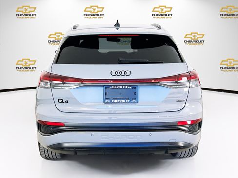 Used 2024 Audi Q4 e-tron Prestige w/ Black Optic Package image 6
