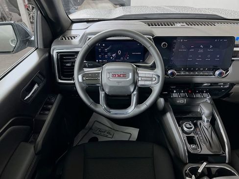 New 2026 GMC Canyon Elevation w/ Convenience Package image 17