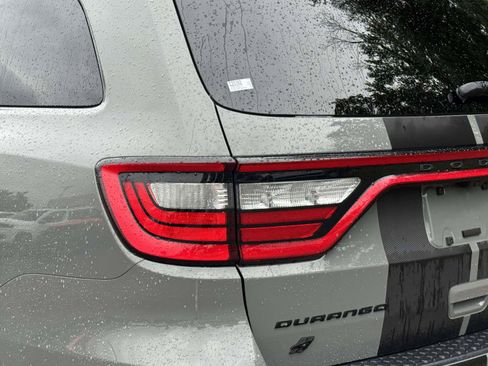 Used 2023 Dodge Durango GT AWD/4WD image 9