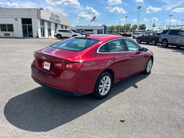 Used 2025 Chevrolet Malibu LT FWD image 3