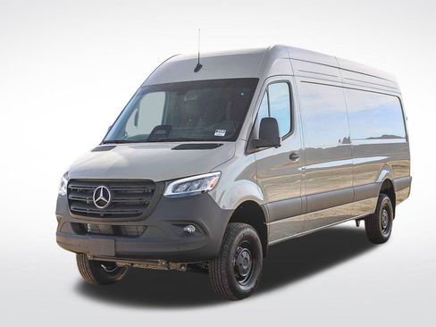 New 2026 Mercedes-Benz Sprinter 2500 image 3