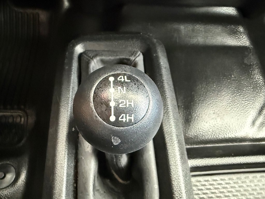 Used 2024 RAM 2500 Tradesman w/ Special Service Vehicle Group AWD/4WD image 9