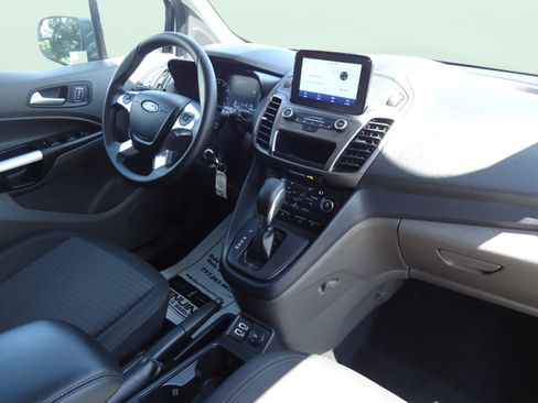 Used 2021 Ford Transit Connect XLT FWD image 22
