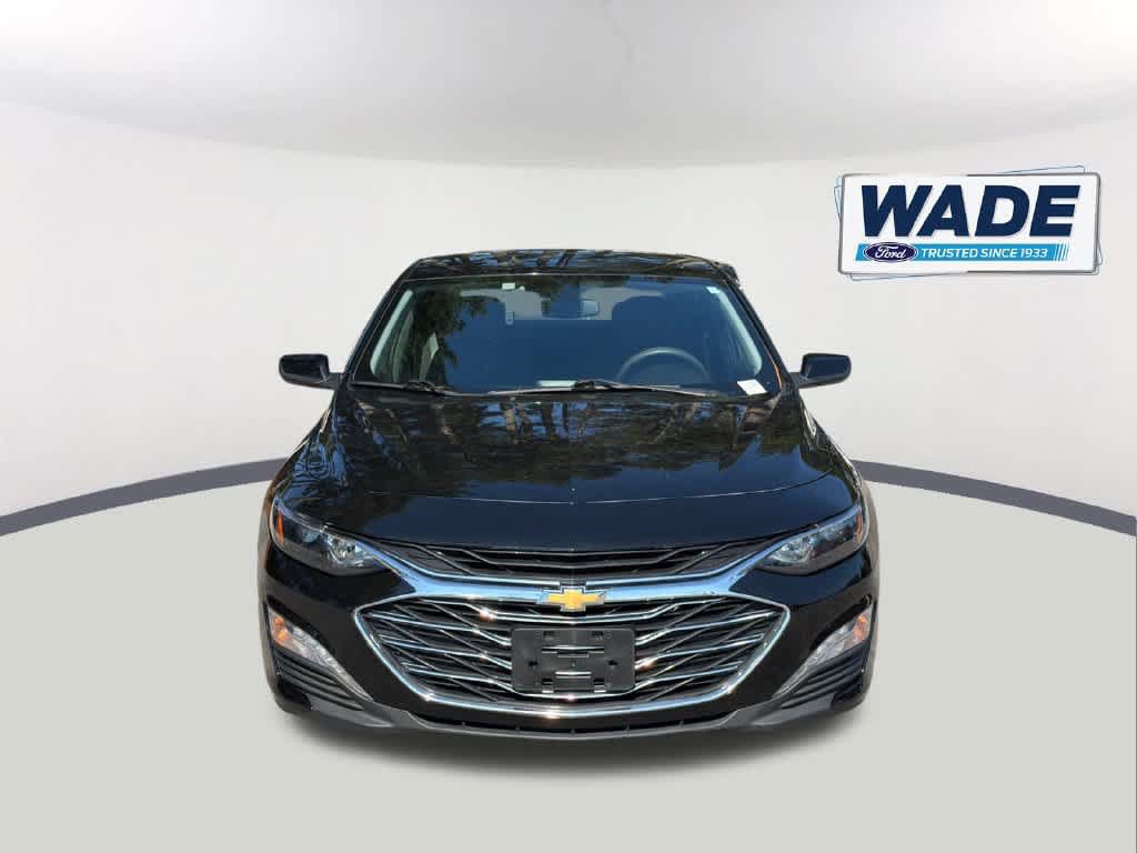 Used 2023 Chevrolet Malibu LT FWD image 2