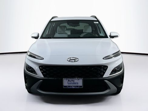 Used 2023 Hyundai Kona SEL AWD/4WD image 2