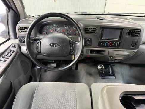 Used 2003 Ford F250 XLT AWD/4WD image 19