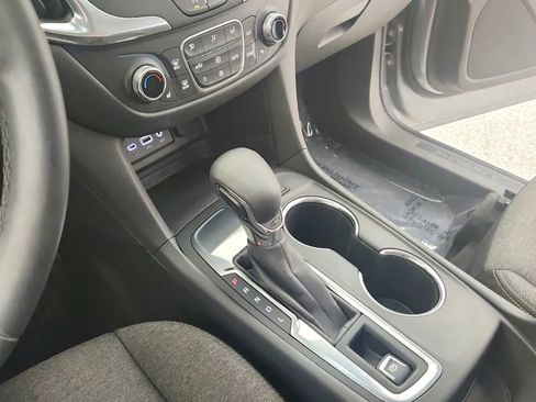 Used 2024 Chevrolet Equinox LT w/ LPO, Floor Liner Package image 27