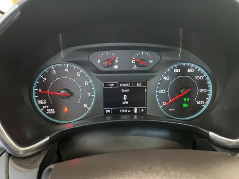 Used 2024 Chevrolet Equinox LS FWD image 8