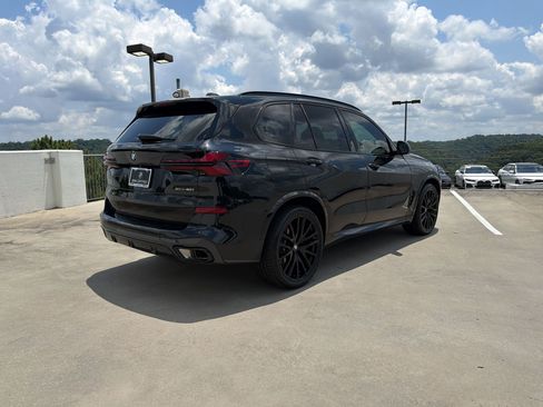 Used 2024 BMW X5 xDrive40i w/ M Sport Package AWD/4WD image 8