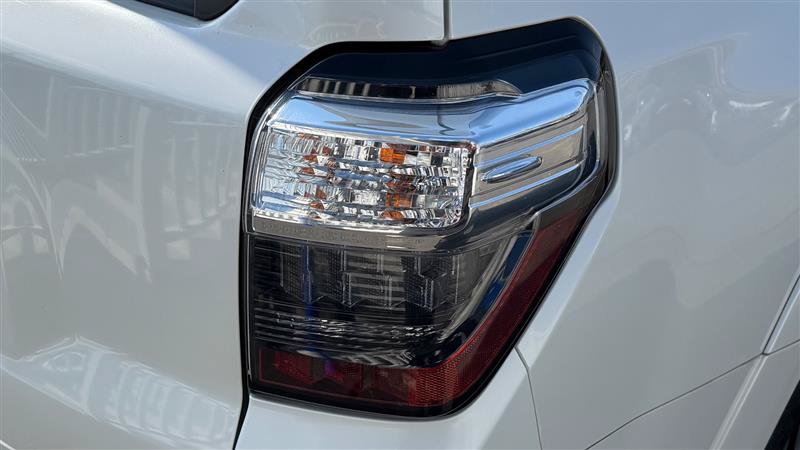 Used 2016 Toyota 4Runner Limited AWD/4WD image 14