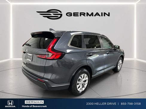Used 2025 Honda CR-V LX image 8