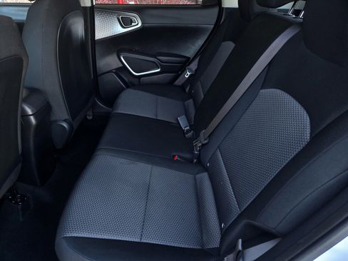 Used 2024 Kia Soul LX w/ Option Group 015 image 11