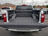 New 2025 GMC Canyon Elevation w/ Convenience Package image 4