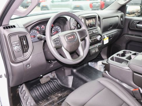 New 2026 GMC Sierra 1500 Pro w/ Pro Value Package image 9