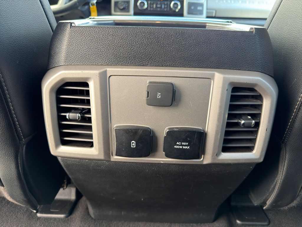 Used 2020 Ford F250 Lariat w/ Lariat Value Package AWD/4WD image 32