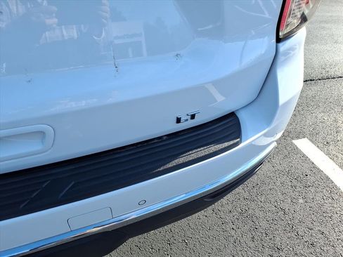 Used 2022 Chevrolet Tahoe LT image 5