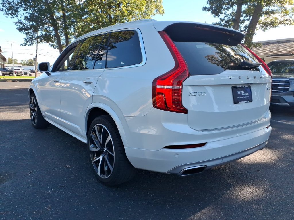 Used 2021 Volvo XC90 T6 Momentum w/ Protection Package Premier AWD/4WD image 4