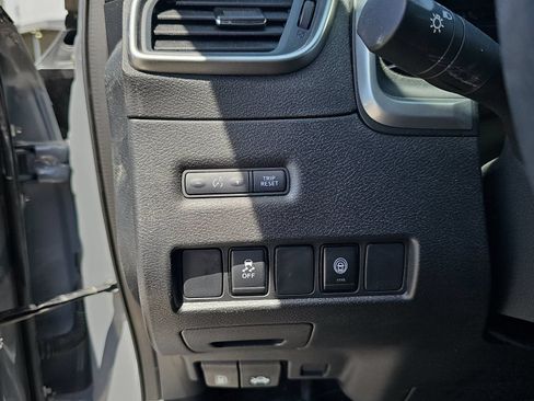Certified 2024 Nissan Murano SV w/ SV Midnight Edition Package AWD/4WD image 23