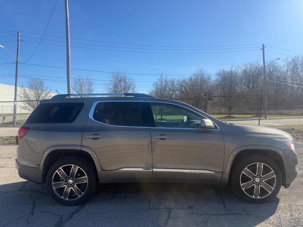 Used 2019 GMC Acadia Denali w/ LPO, Floor Liner Package AWD/4WD image 2