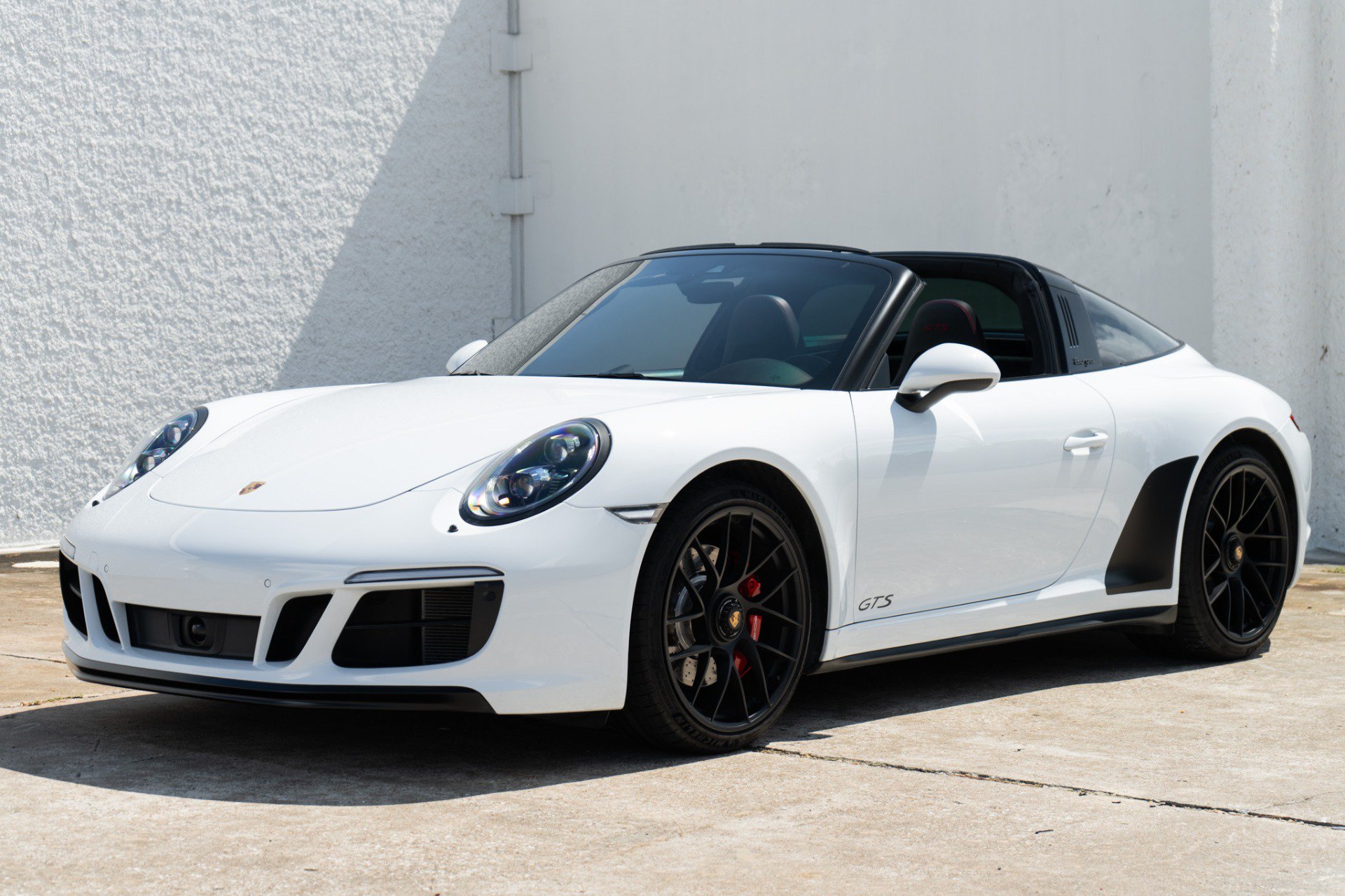 Used 2018 Porsche 911 Targa 4 GTS AWD/4WD image 15