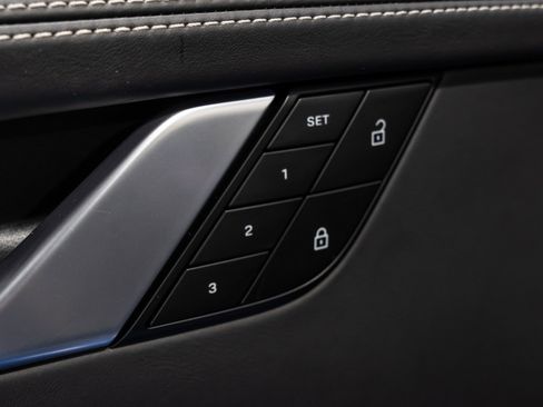 Used 2024 Porsche 911 Turbo S image 39