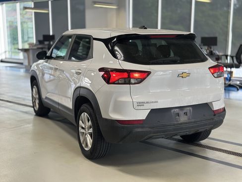 Used 2022 Chevrolet TrailBlazer LS AWD/4WD image 8