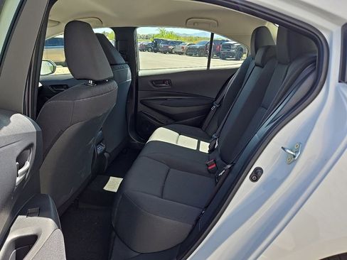 Used 2026 Toyota Corolla LE w/ LE Premium Package FWD image 32