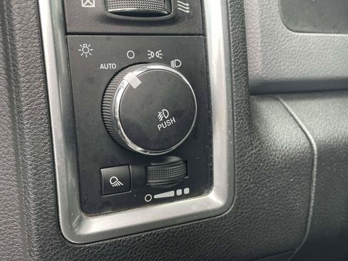 Used 2017 RAM 1500 Lone Star RWD image 18