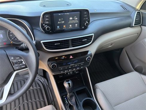 Used 2019 Hyundai Tucson Sport image 28