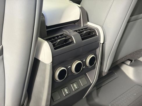 New 2026 Land Rover Defender 110 S image 28