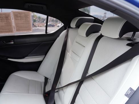 Used 2021 Lexus IS 350 F Sport image 21