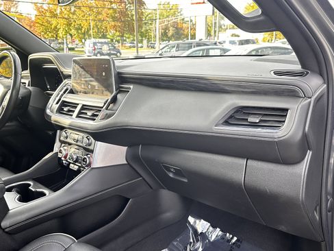 Used 2022 GMC Yukon SLT image 38