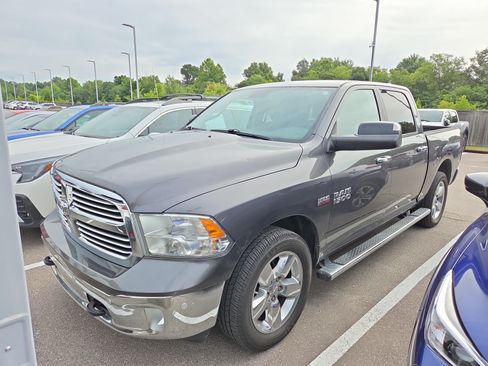 Used 2015 RAM 1500 Big Horn AWD/4WD image 4